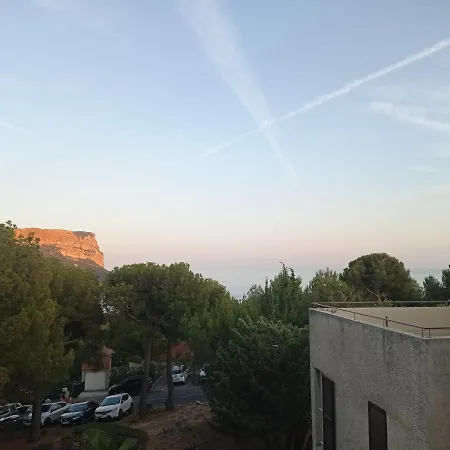 Lägenhet Bleu Cassis-vintage -3 Ch- Magnifique Vue Mer- Parking Gratuit Et Jardin *