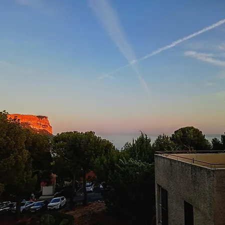 Lägenhet Bleu Cassis-vintage -3 Ch- Magnifique Vue Mer- Parking Gratuit Et Jardin